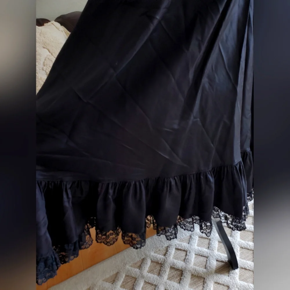Vintage Gunne Sax By Jessica McClintock Black Midi Lace Skirt Size 11 Wednesday